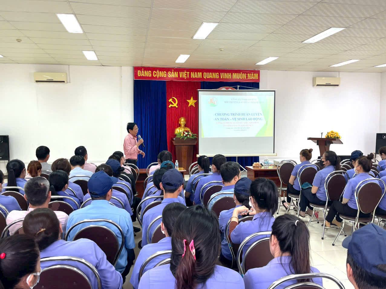 KHÔNG HUẤN LUYỆN AN TOÀN VỆ SINH LAO ĐỘNG CÓ BỊ PHẠT KHÔNG ?