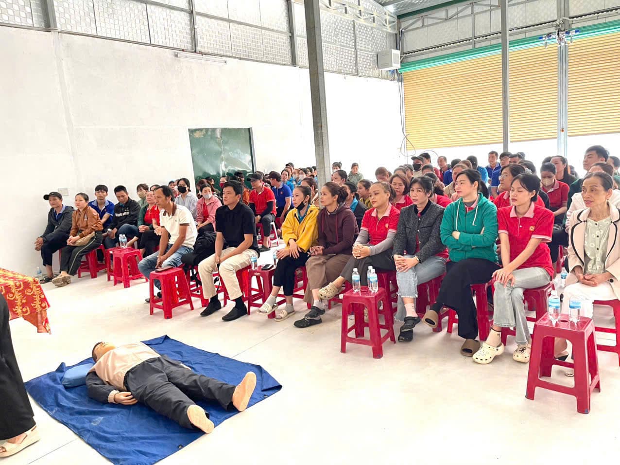 HUẤN LUYÊN SƠ CỨU CẤP CỨU TẠI NƠI LÀM VIỆC TẠI NHA TRANG KHÁNH HÒA.
